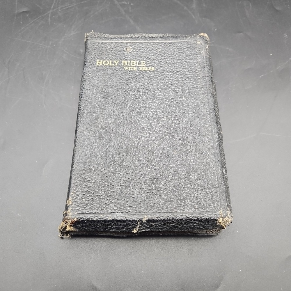 Vintage Holy Bible With Helps Illustrated 1945